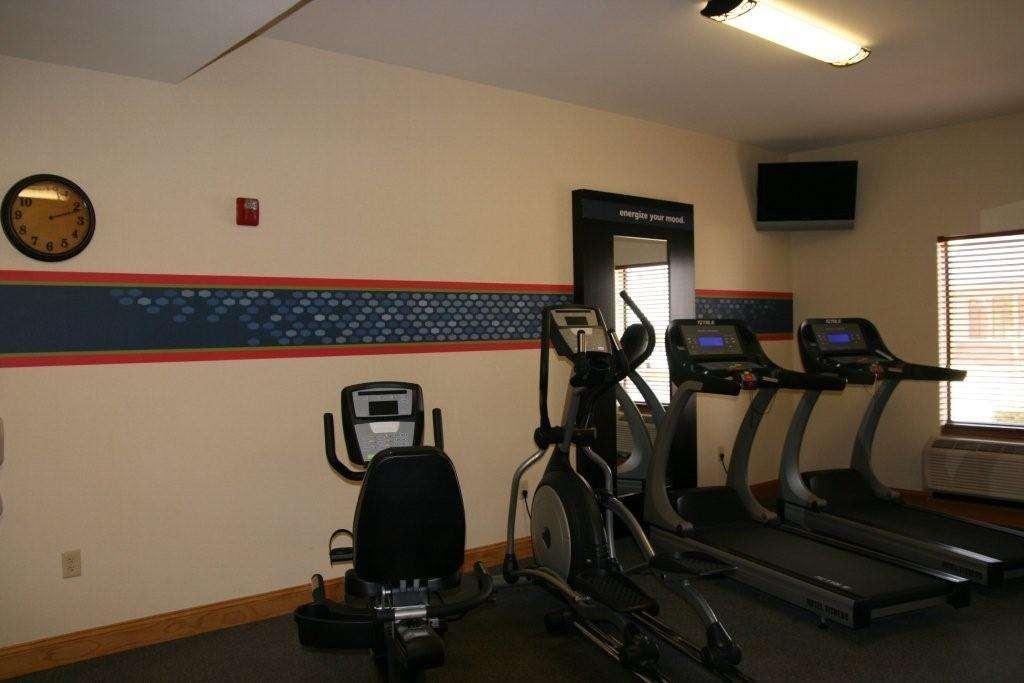 Hampton Inn Garden City Exterior photo