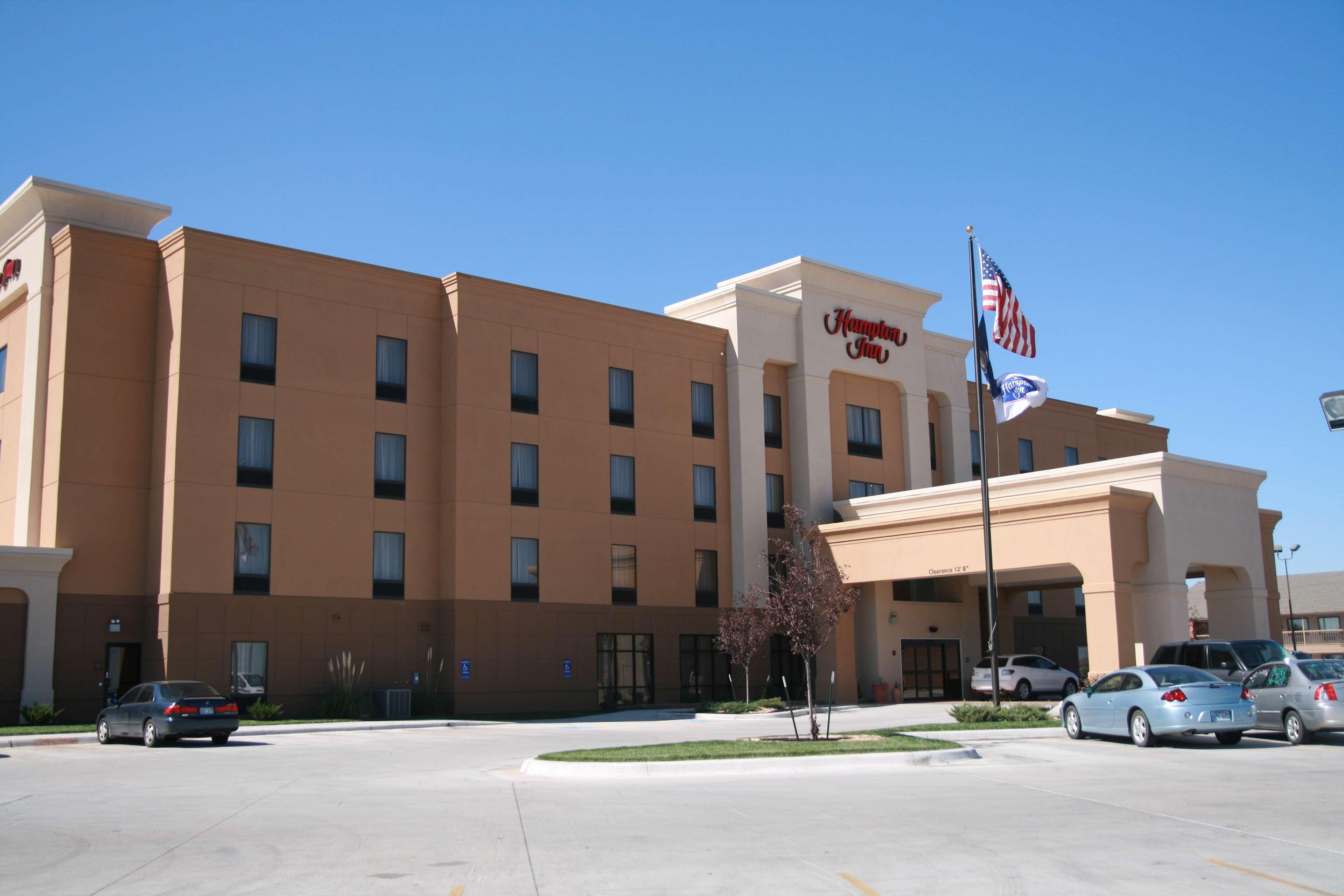 Hampton Inn Garden City Exterior photo